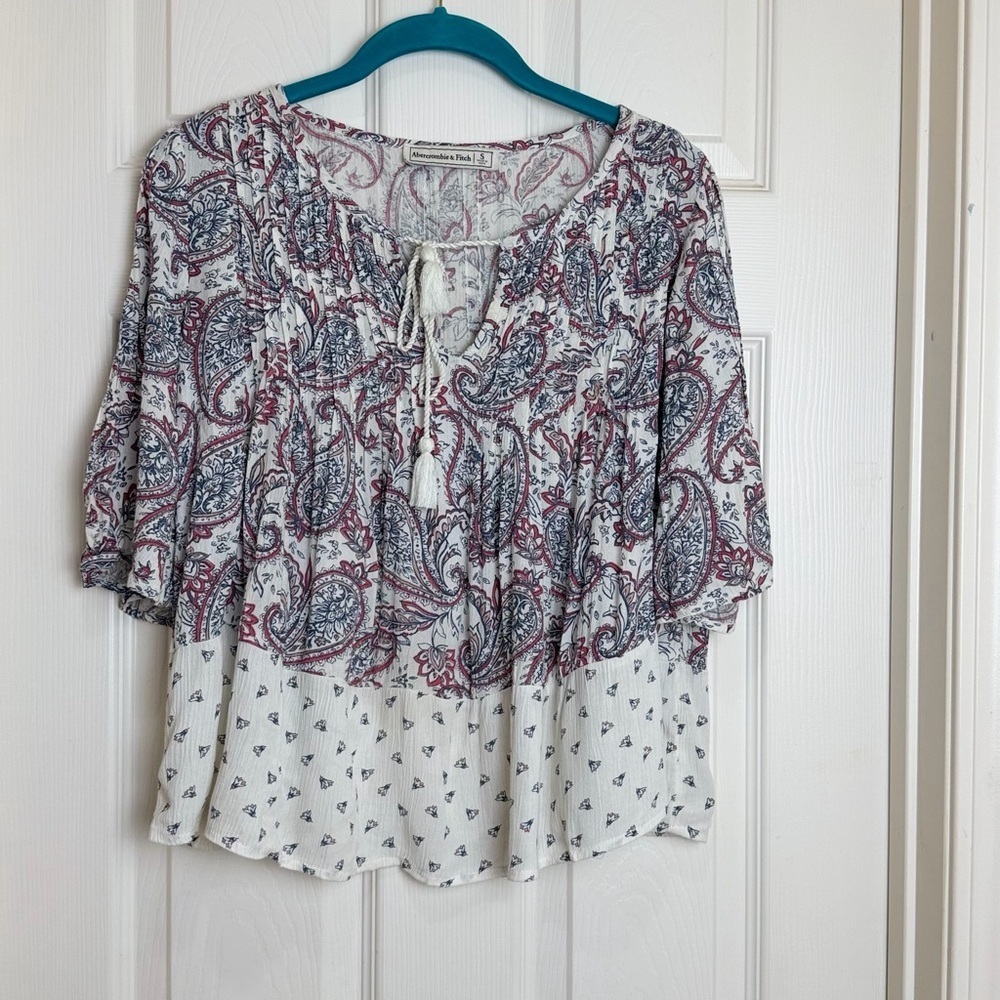 Abercrombie & Fitch Red and Blue Paisley Blouse size S - Picture 2 of 6